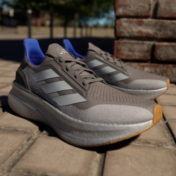 ADIDAS • Unisex Ultraboost 5X Shoes Sneakers Pickleball Athletic Gym Kicks - Picture 8 of 8